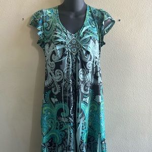 Women’s APT9 Petite Medium Green Flowy Dress